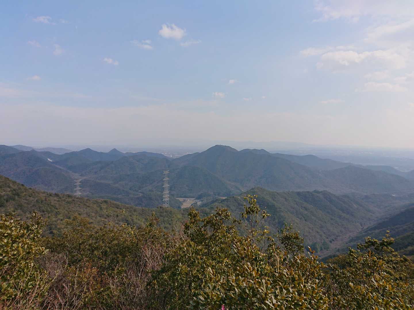 “あれに見えるは我がホーム山、三草⛰️”
