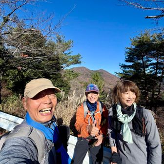 下山後！忠霊塔🅿️より吾妻山⛰️次回雪山🏔️遠征を誓って🤝