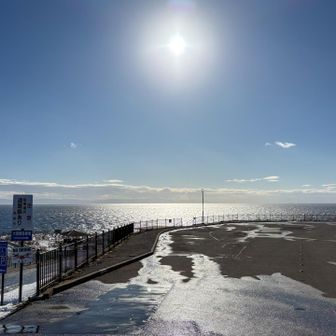 立待岬からの眺め！対岸は大間かな？