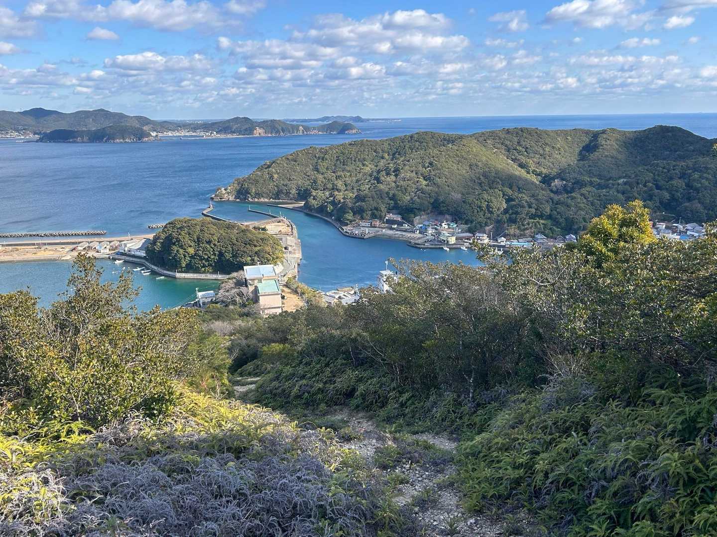 ⛩️からの眺め✨😆を楽しみ。下山開始