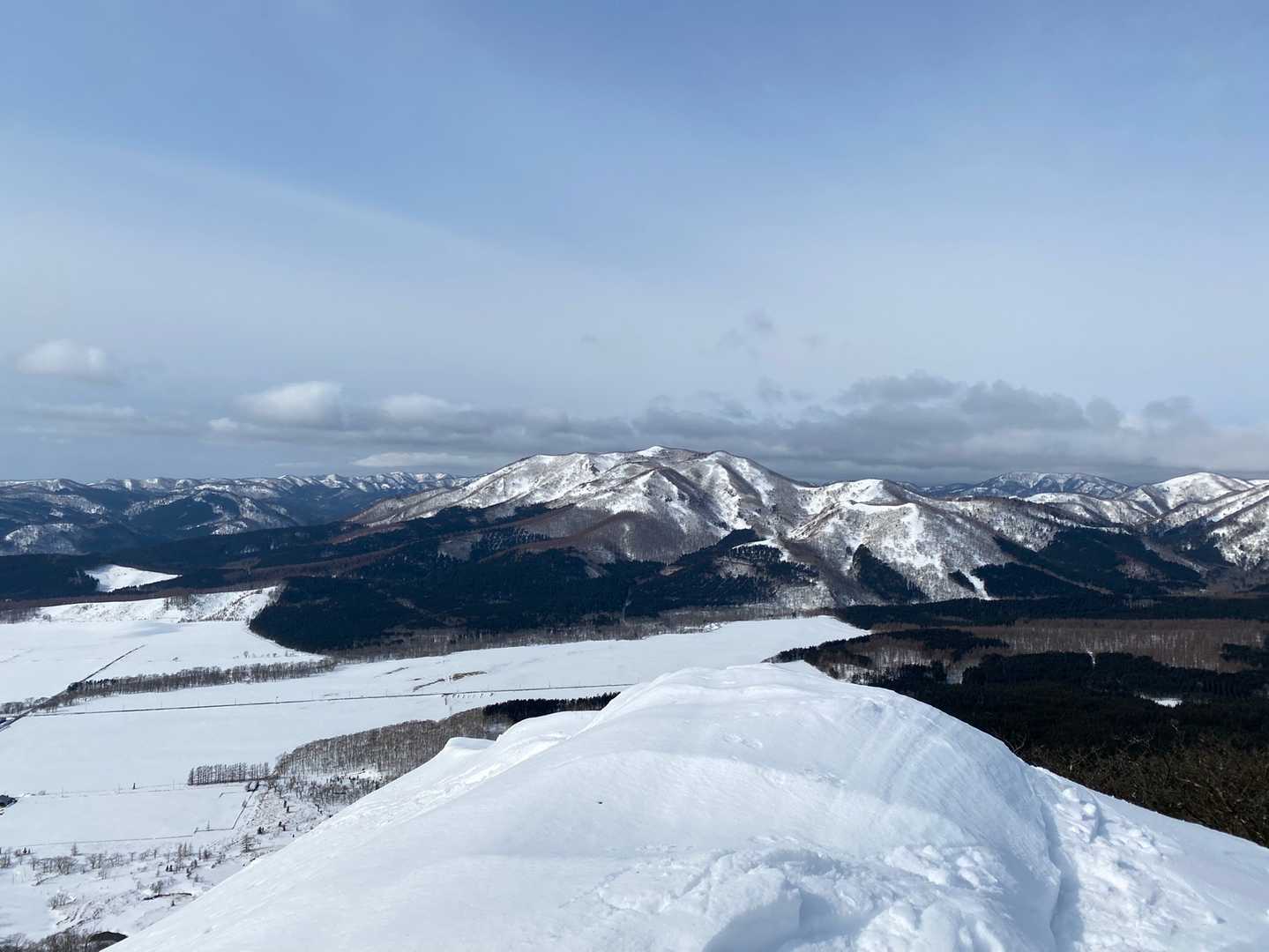 登頂⛰スペースは僅か。ペケレ山⛰美しい✨✨