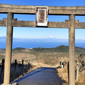 鳥居から富士山