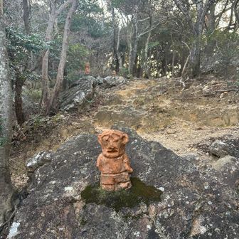 土偶が出迎えてくれます。心がホッコリしますね☺️