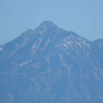 笠ヶ岳。600mmズームレンズで撮影。