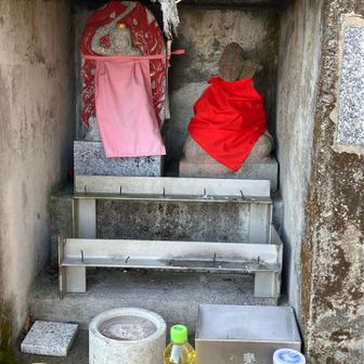 仏像➕不動明王の隣に