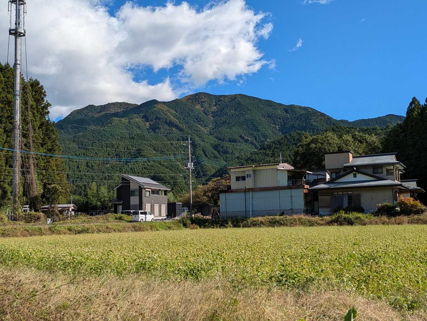 鶏鳴山
