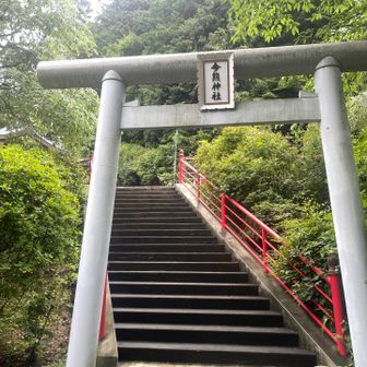 登山口は
神社⛩️