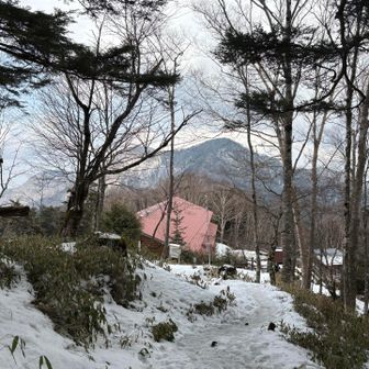 山荘まで降りて
ひたすら下山