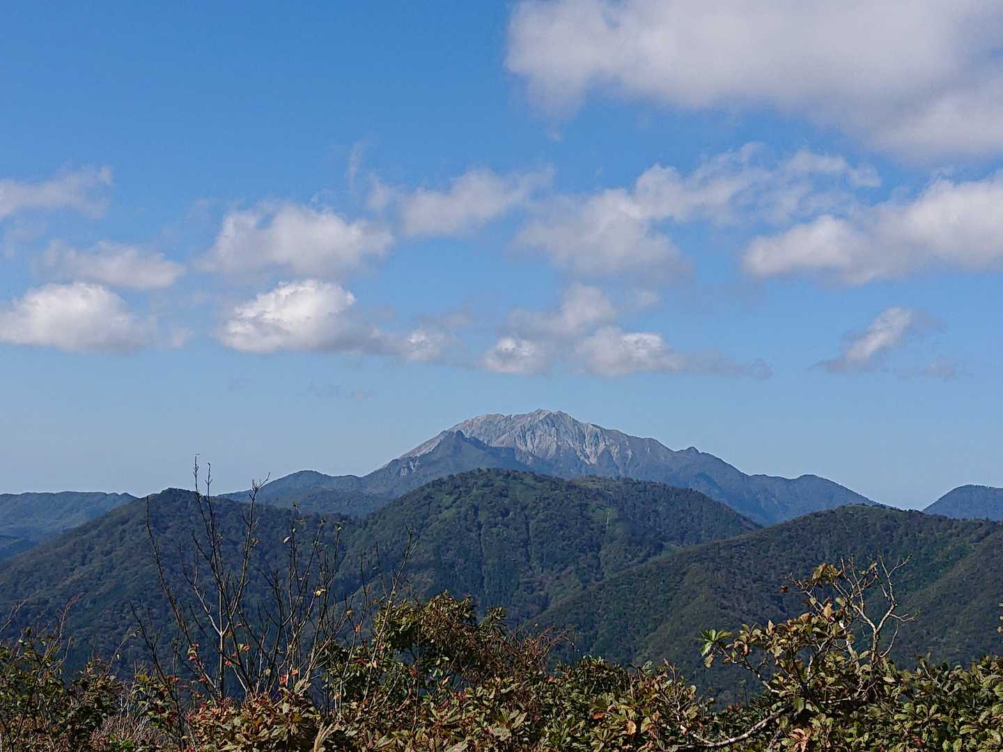 大山😍 もちろん烏ヶ山もかっこよき✨