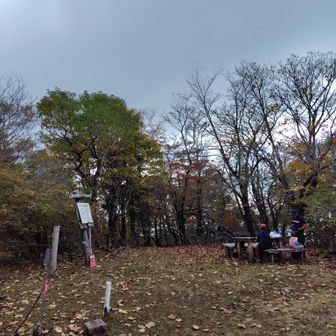 程なく2名の登山者が