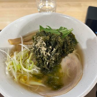 レストハウスにて吾妻Bonsaiラーメン所望　1,400円也