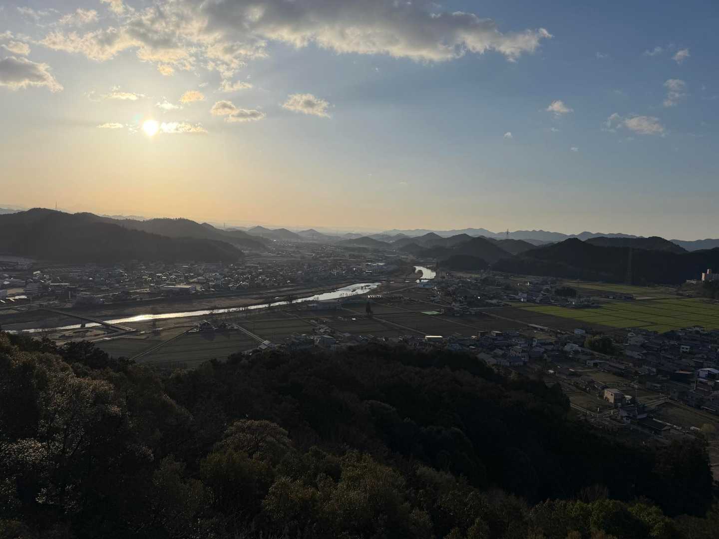 展望岩から朝日が綺麗でした。