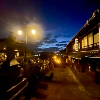 夜が明けて来ました♪
綺麗です💡