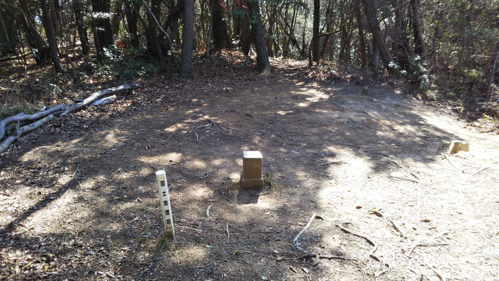 松子山山頂の風景。