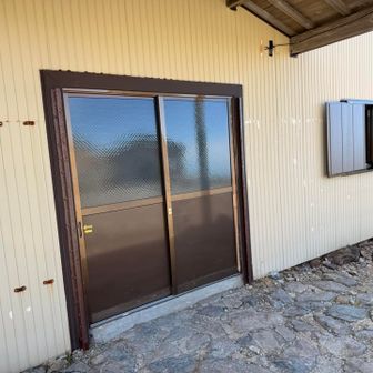 小屋閉め作業中の剱御前小舎！