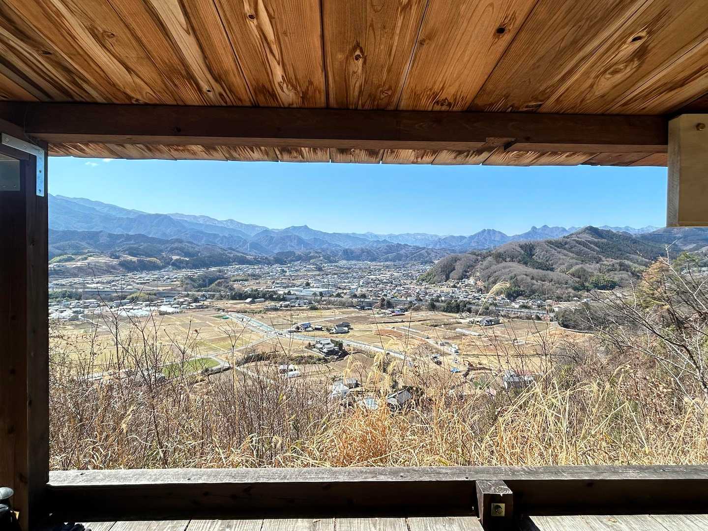 額縁🖼️みたい。
この景色を眺めながら