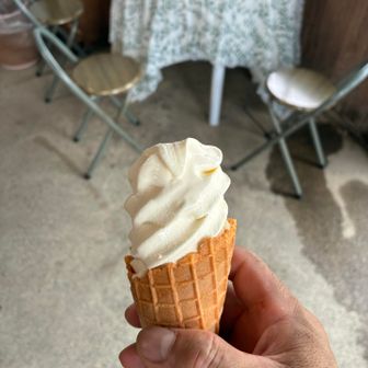 くずバーの食後の口直しにソフトクリーム🤭