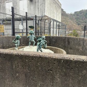 最後は雨の中。