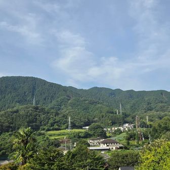 これから登る石老山