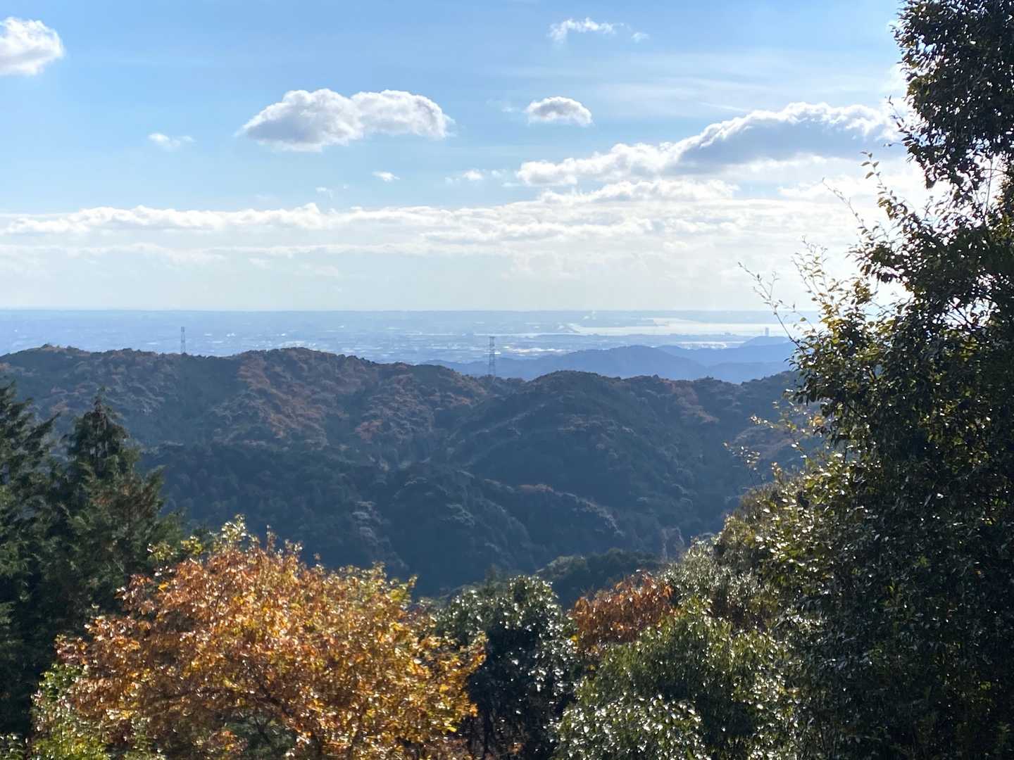 豊橋市街と三河湾