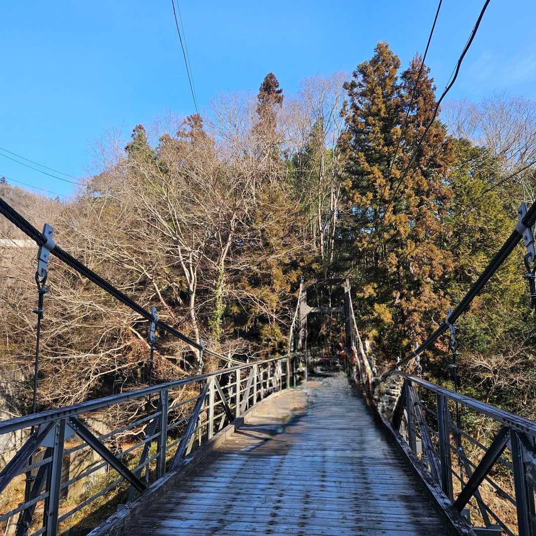 四方津駅-千足峠-高柄山-新矢野根峠-鶴島御前山-御前山登 縦走コースの写真
