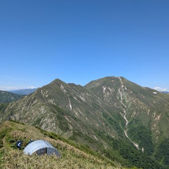 越路避難小屋。