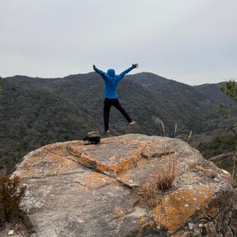 飛び降りてませんよ😅