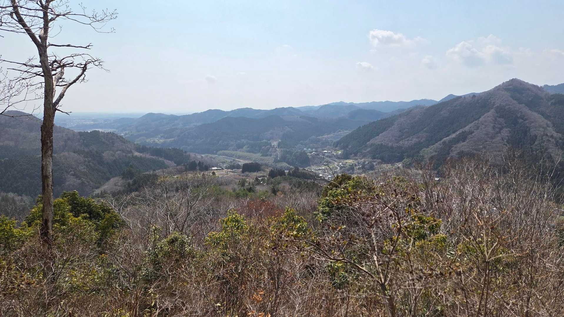 山頂じゃないけど、眺望が良い場所があったので