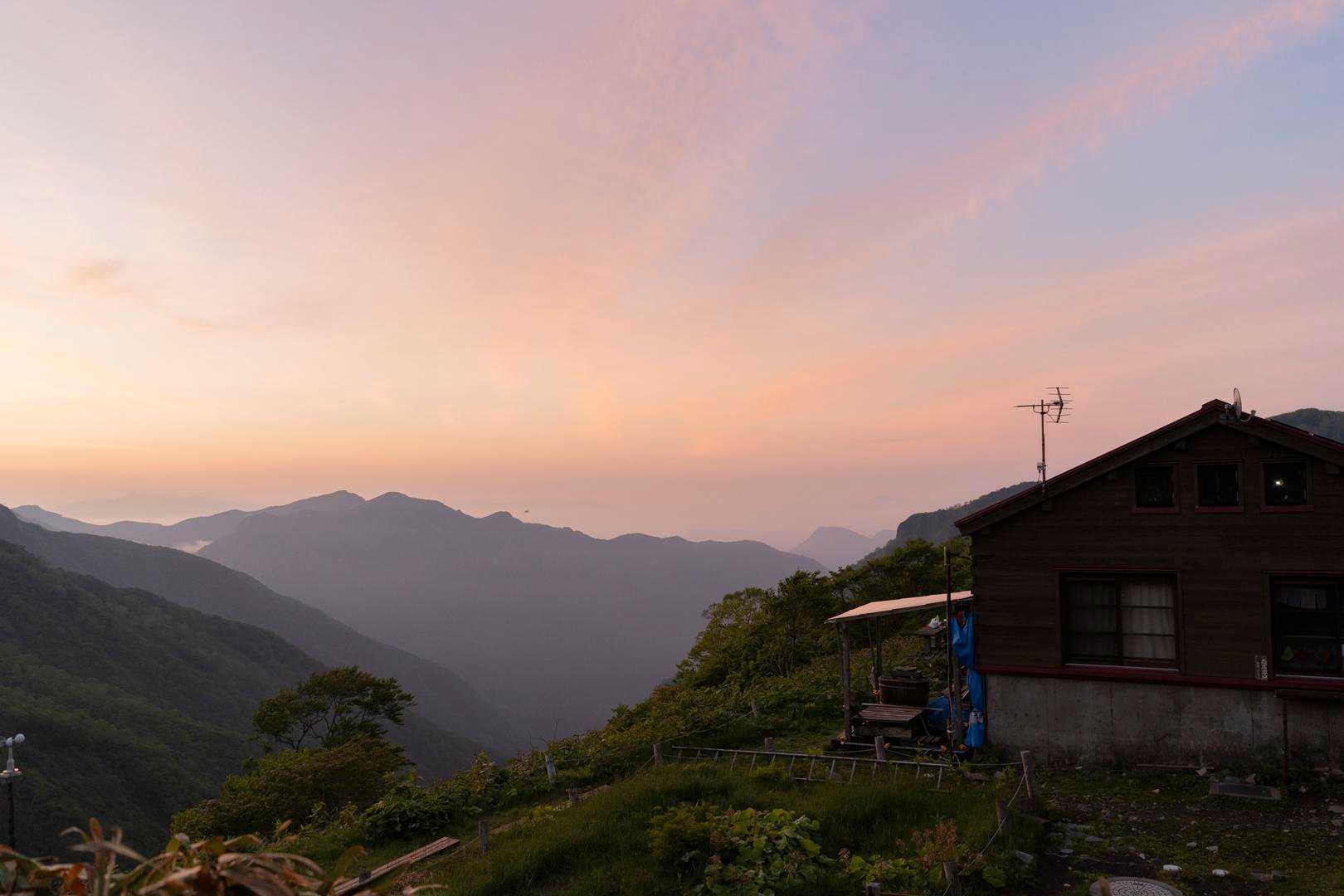 平元新道登山口-平標山 往復コースの写真
