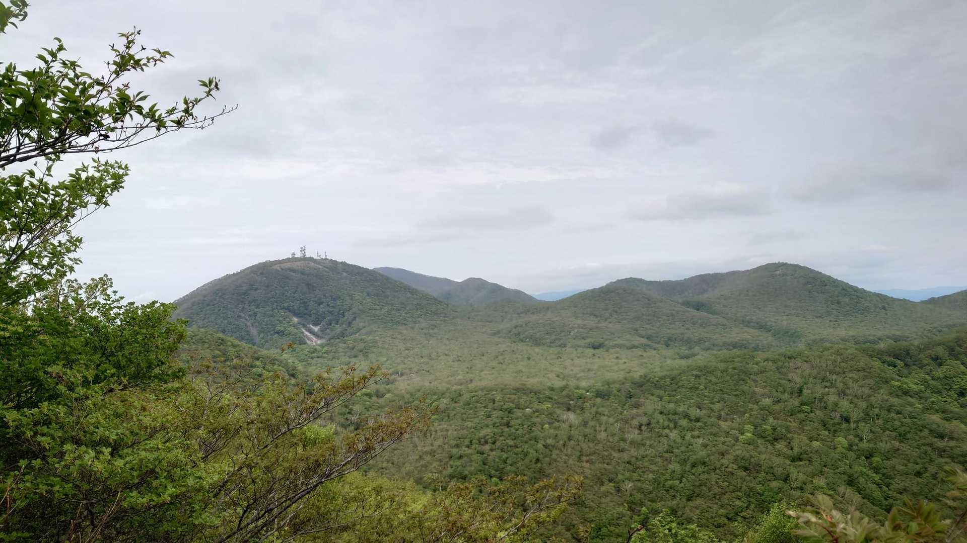 ひさし岩からの地蔵岳✨