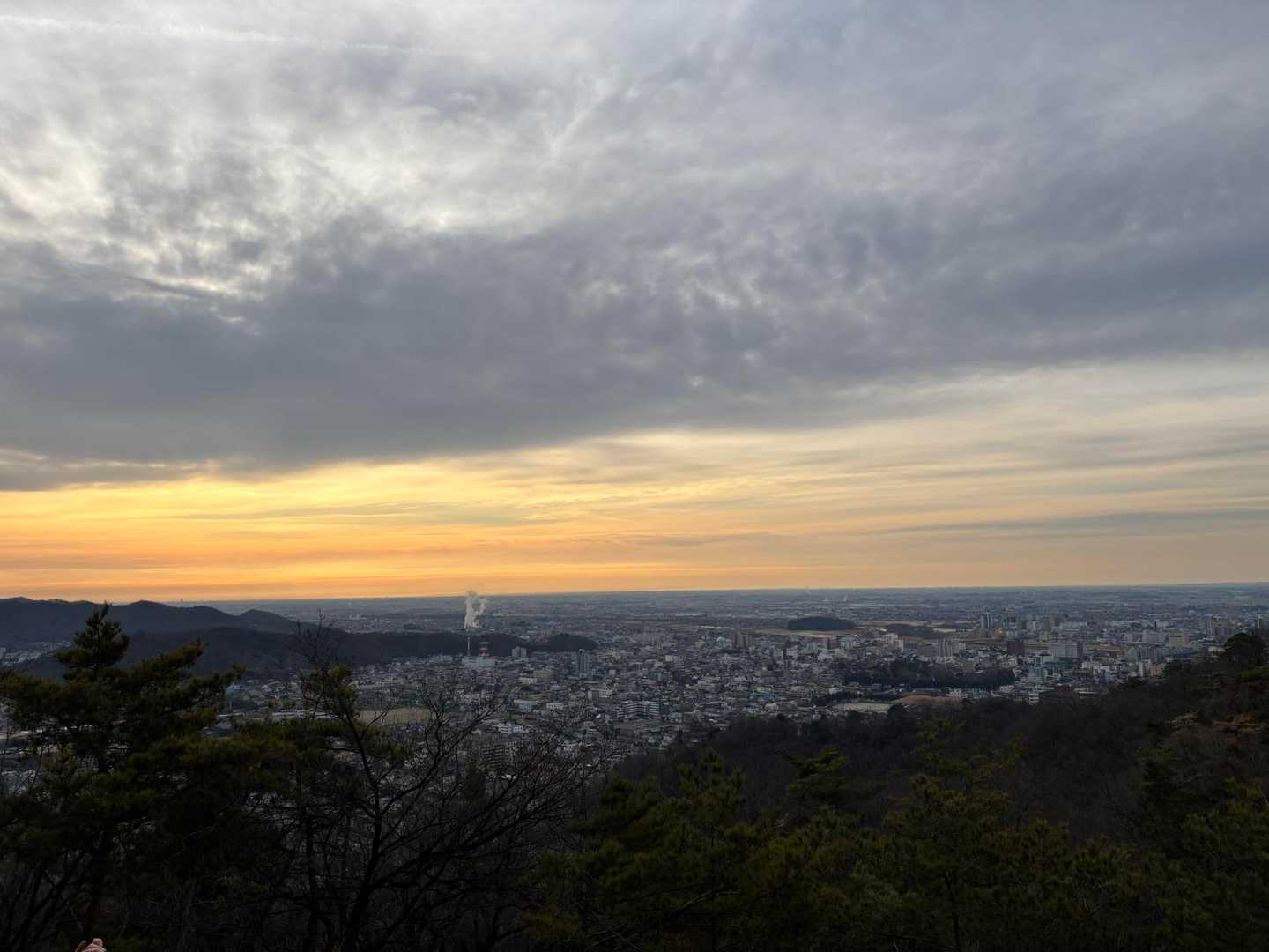 朝焼けがとてもきれい🩷
関東平野が広ーい。