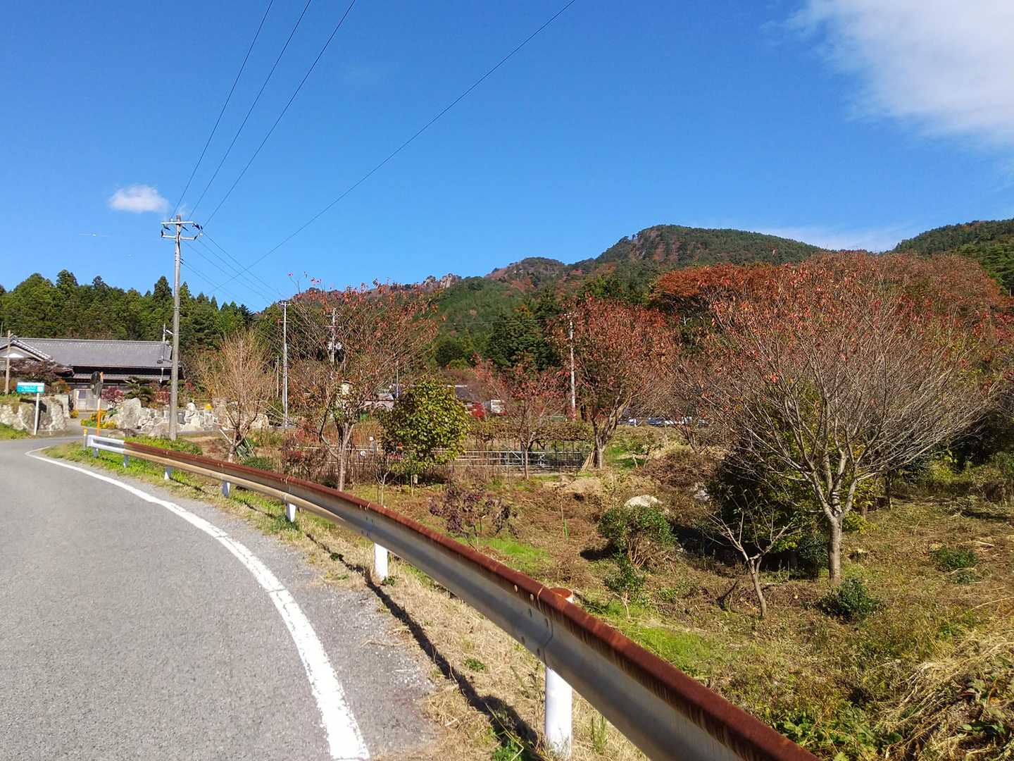 下山 二ッ箭ブルー