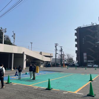 御在所ロープウエイ 駐車場に車を停めてスタート