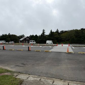 無事下山。これで今週は終わり。楽な山にYAMAPのマーキングを続ける旅でした。