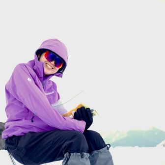 行きの車の助手席で
爆睡してたマイペースな子♡
1人だけイスに座ってます🤣
パーポゥ🕺🏼がお似合いですぞ(サーセン🙇‍♀️)