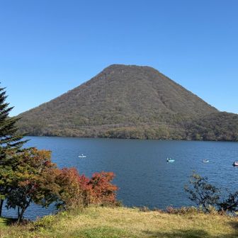 榛名湖畔からの榛名富士🗻