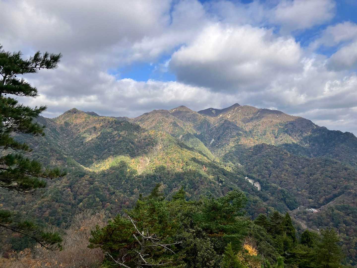 ここからみる釈迦ヶ岳結構いい👍