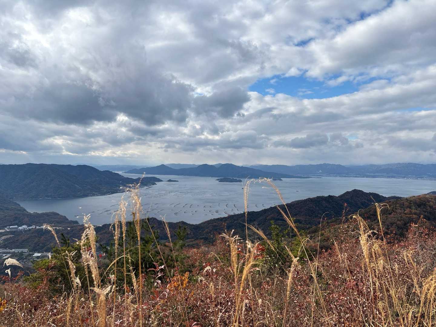 山🏔️まだ、紅葉してるところが