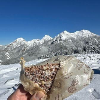 八ヶ岳と手作りライスクリスピーなのだ