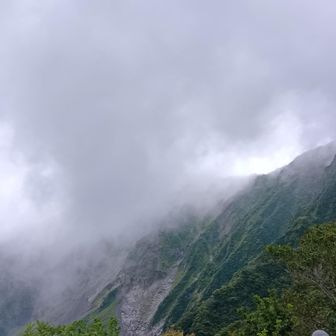 このガス感も山らしくていい感じ。天気よりもフィーリングだなぁ！
