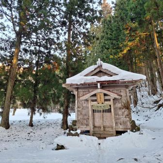 冷えてきた感じのする鳥坂神社