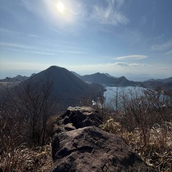この岩に座って榛名富士を眺めながら休憩☕️

これだけでも来て良かったと満足！