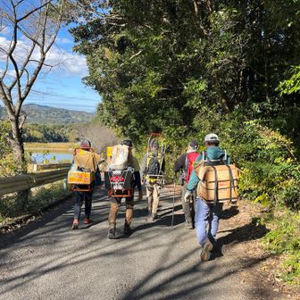 六ヶ岳探検隊&福智山系行動隊の皆さま、いつも整備ありがとうございます✨
背中が眩しいっっ(>∀艸)