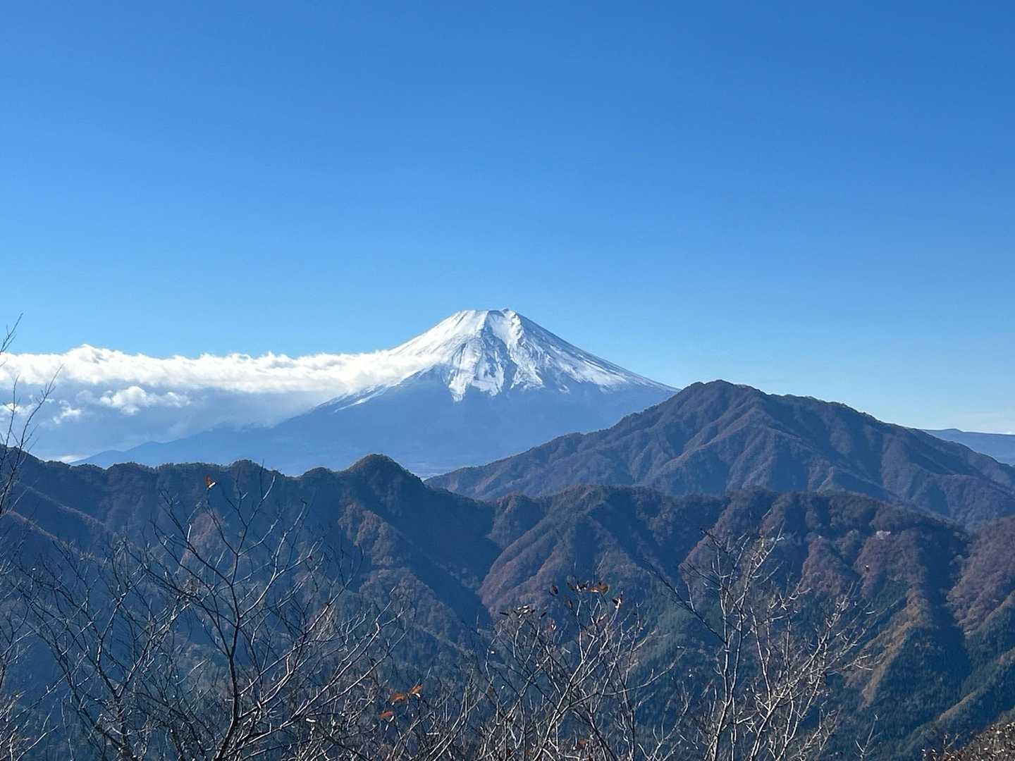 二十六夜山からも富士山ドーン。