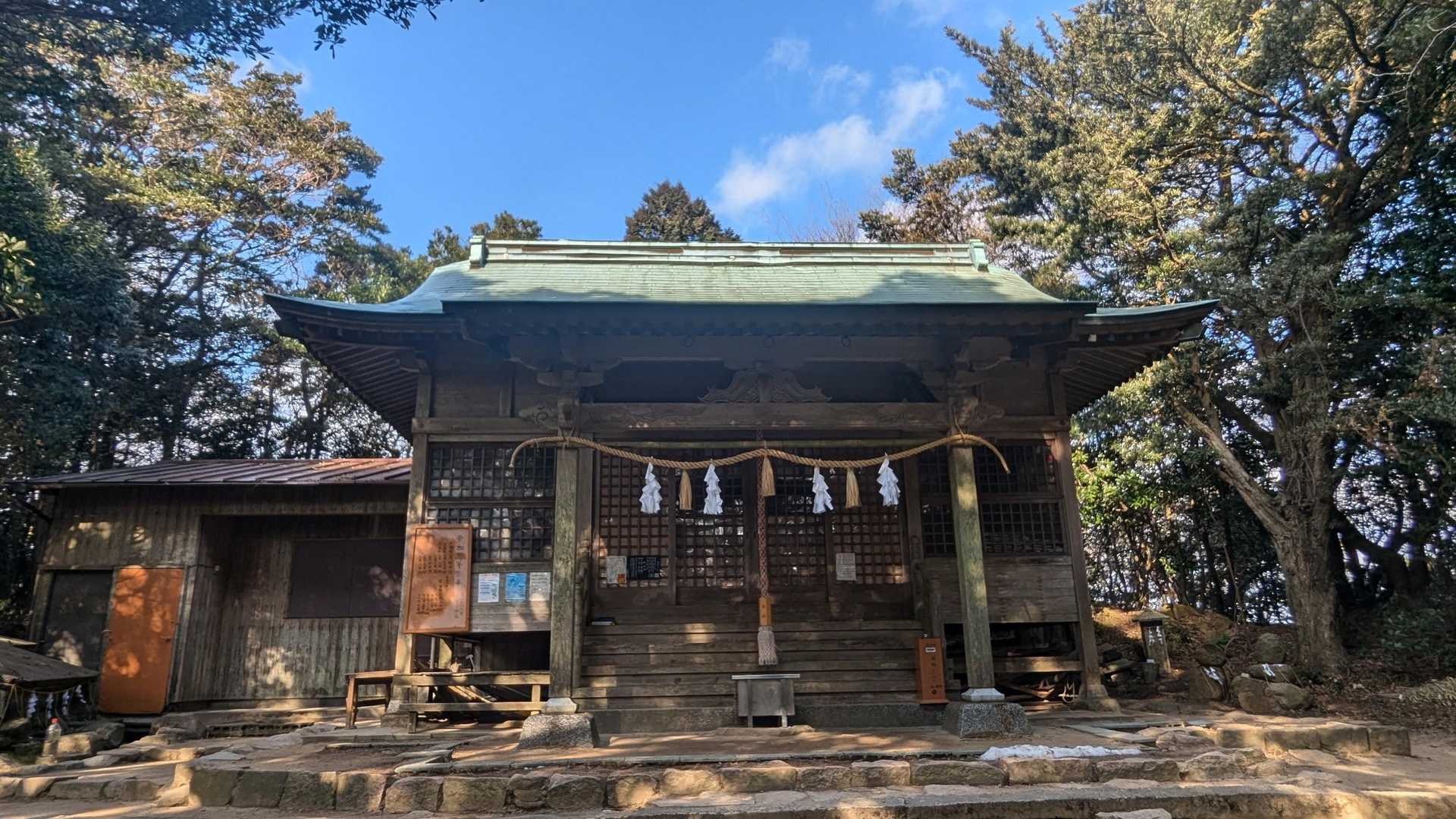 お邪魔します♪