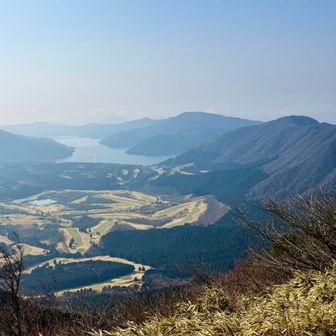 稜線の先がゴール🏁