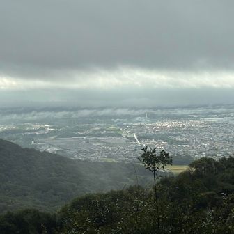 雲が降りてきてるか⁉︎