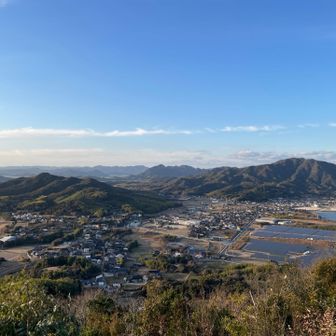 経納山と亀尾山😁