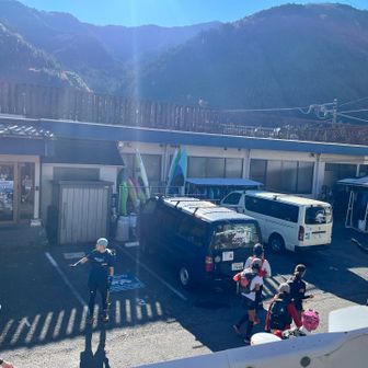 御岳エイド
駅まで行かない少し手前です