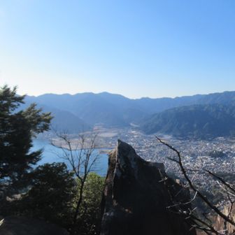 尾鷲市街が眼下に・・・